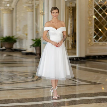  Elegantna Bijela vjenčanica s otvorenim ramenima Čaj duljine Civilno kratko vjenčanje večernjih haljina za žene Korzet čipka-up Robe De Mariage 2021